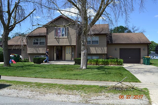 1st image of 44 Sherwood Ave