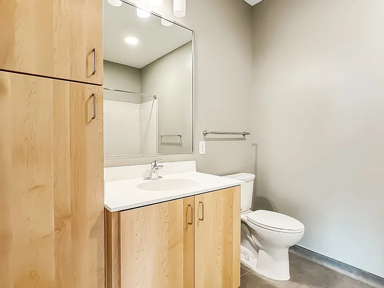Plymouth Avenue Apartments — Photo 6