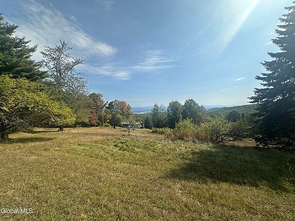 4th image of 443 Fairy Lake Road