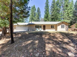 5483 Daisy Dr, Pollock Pines, CA 95726