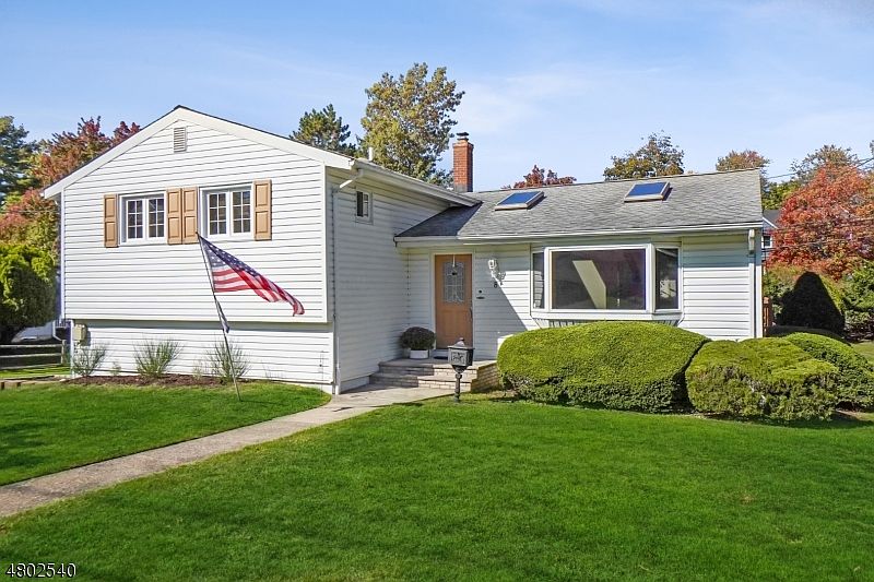 8 Mountain Way, Cedar Grove, NJ 07009 Zillow