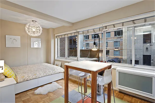 Rented by Level Group | media 7