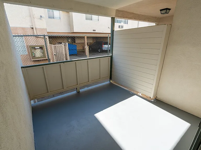 18407 Dearborn Street — Photo 88