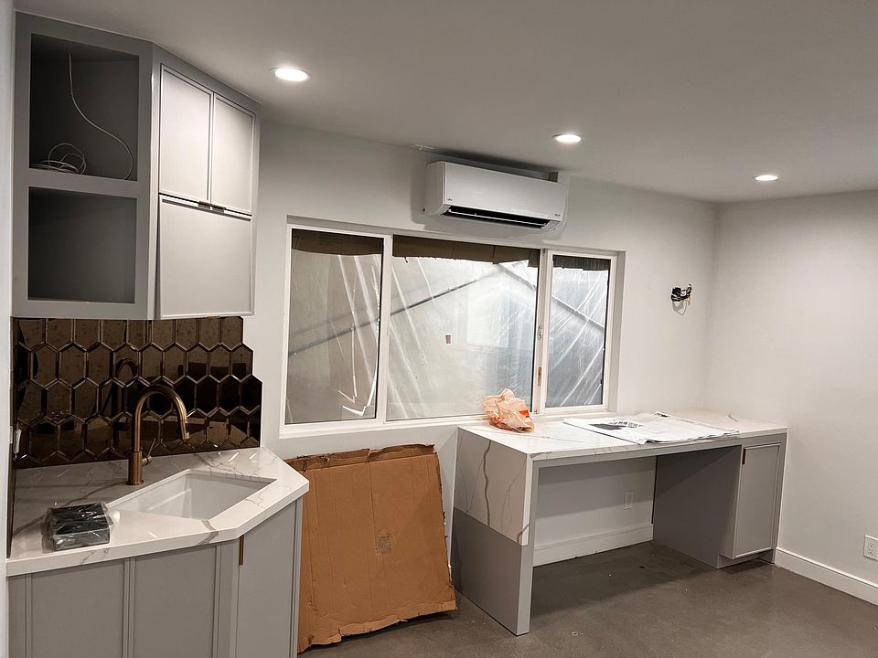 1st image of 20 17th Ave APT 1