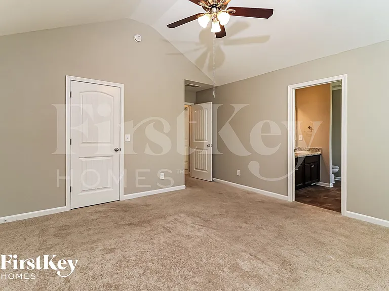 415 Shady Gln — Photo 9