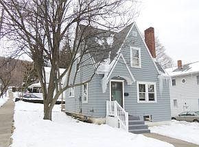 1st image of 40 James St