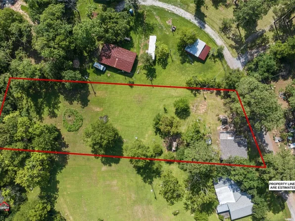122 Poverty Pt, Doyline, LA 71023