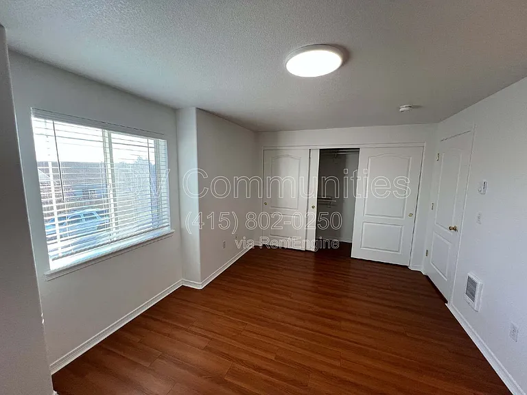 2521 NW Cedar Ave #1 — Photo 27