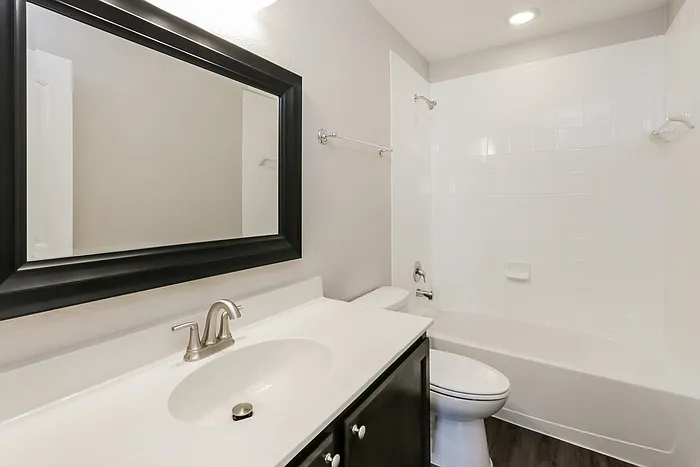 233 Thoroughbred St — Photo 14