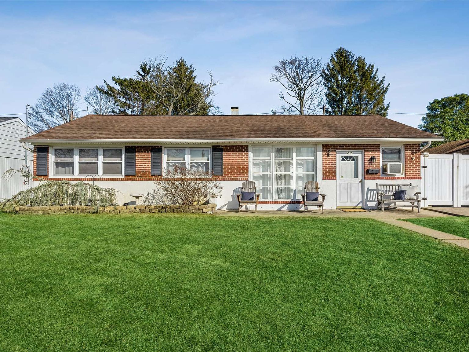 435 Sussex Road, East Meadow, NY 11554 Zillow