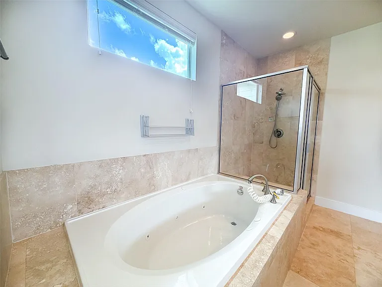 1803 Crestdale Dr — Photo 27