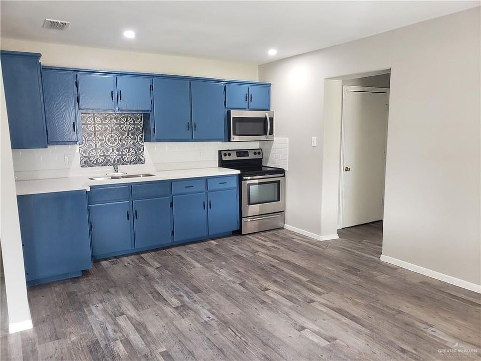2nd image of 1101 El Recreo Cir