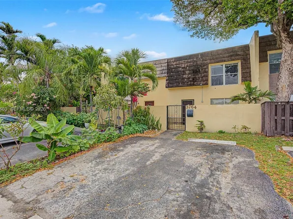 3764 SW 60th Ter #15, Davie, FL 33314