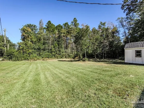 226 Madrid Rd, Cantonment, FL 32533