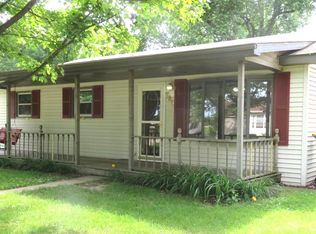 780 N 1st St, Carbon Hill, IL 60416