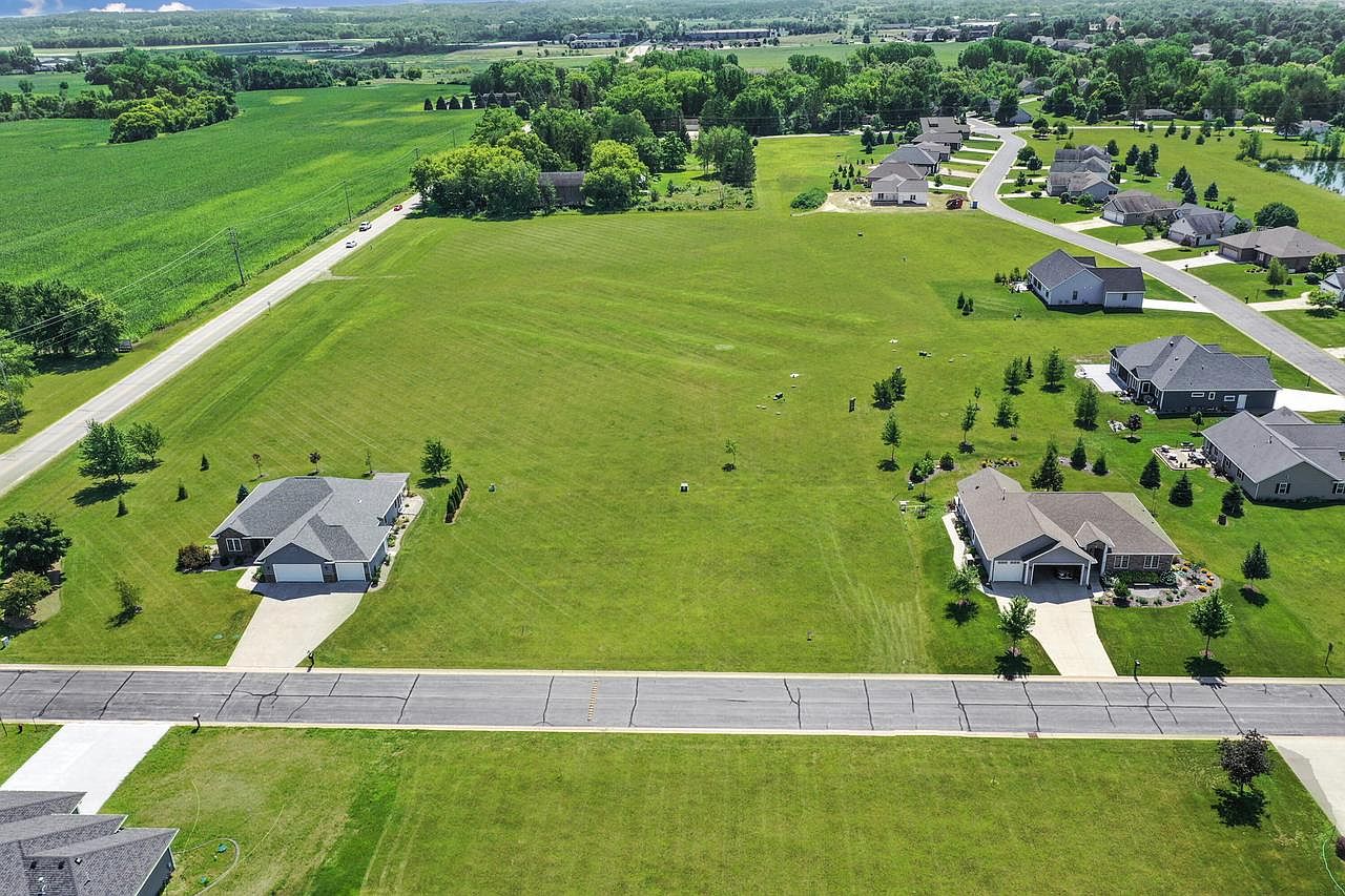 2115 MAPLEDALE DRIVE, West Bend, WI 53090 Zillow