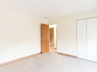 400 Massachusetts Ave #51B, Boston, MA 02115