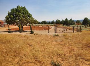 1194 E Big Pinion Ln, Hurricane, UT 84737
