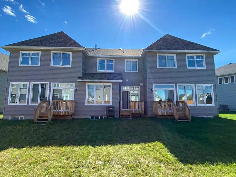 4 bed, $2,800 — Photo 2