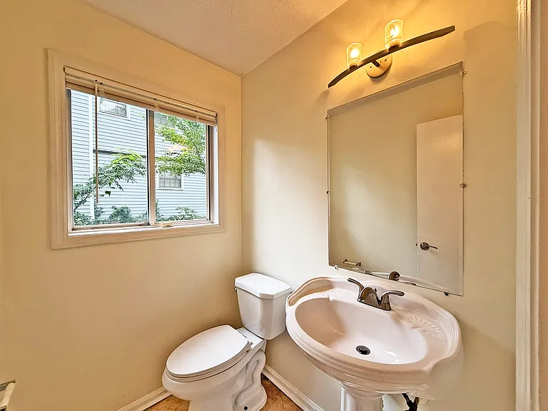 3478 Albatross Ct — Photo 16