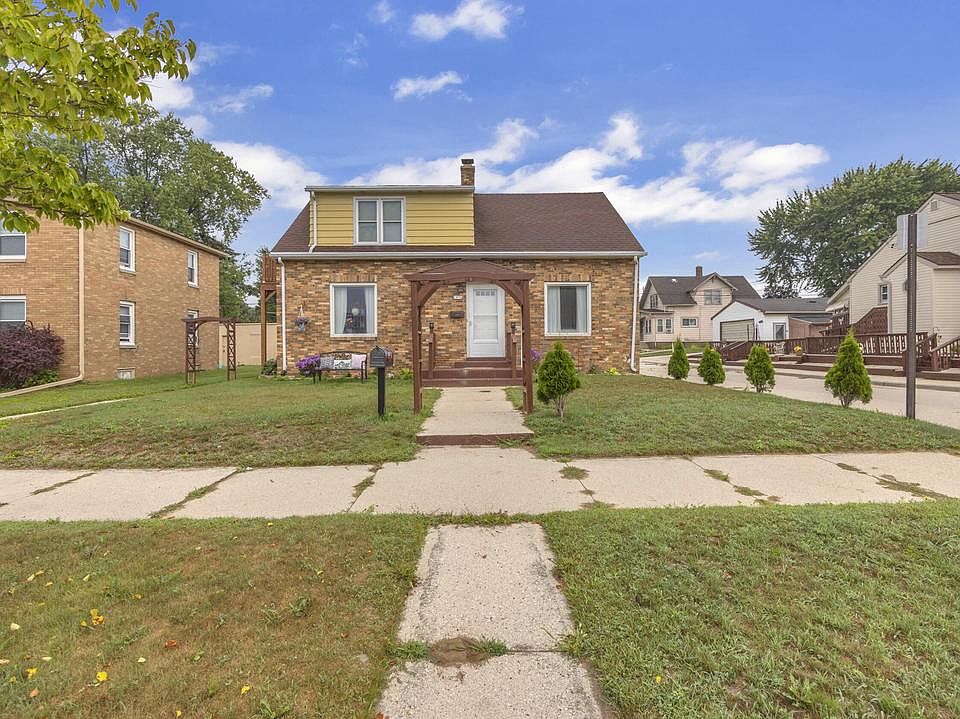 1st image of 2836 S 10th STREET