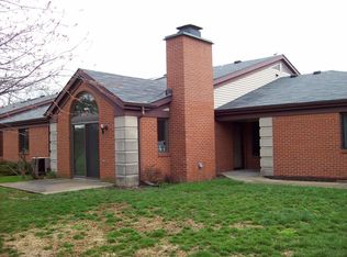 9352 Golden Oaks, Indianapolis, IN 46260