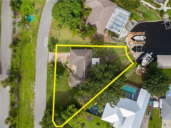 3rd image of 439 Prather Dr
