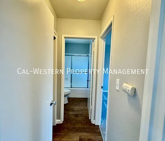 665 Kirkland Dr #7 — Photo 2