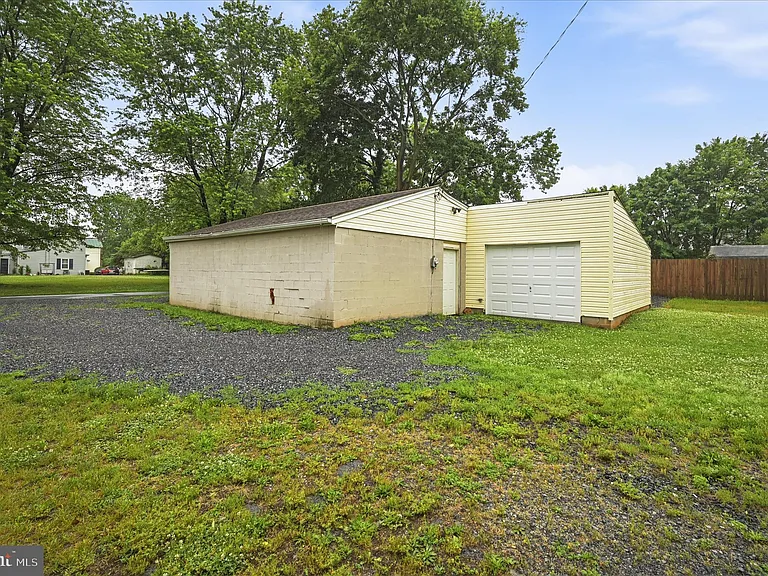 228 Cloud St #UPPER — Photo 21