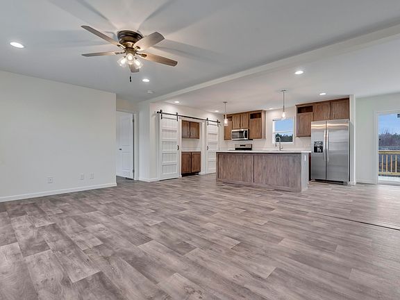 3rd image of 22 Colony Way