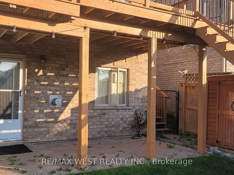 171 Westmeadow Dr #BASEMENT — Photo 11
