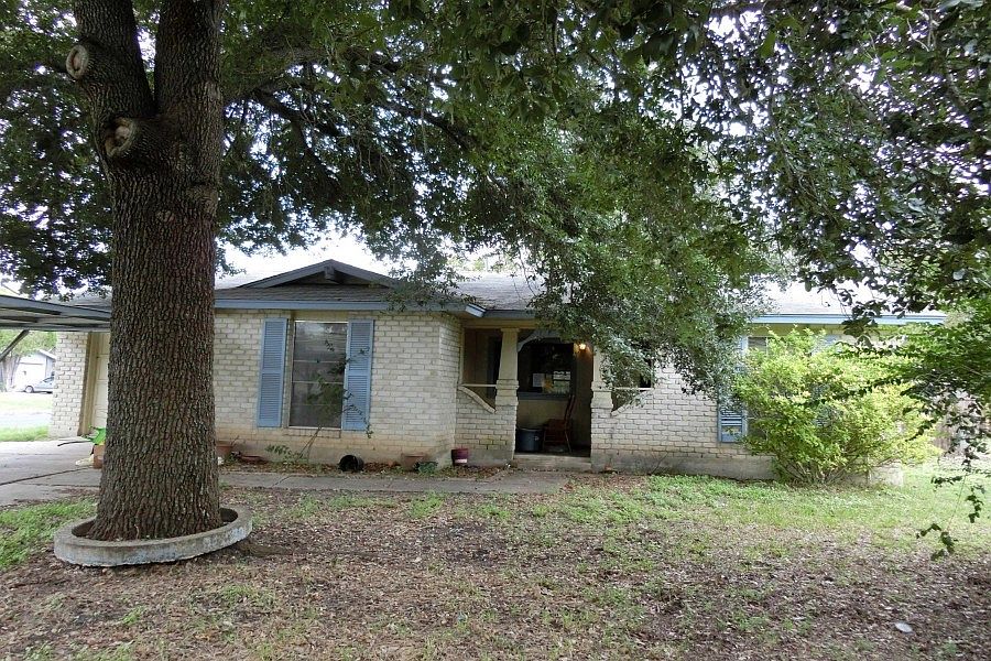 1st image of 510 Oak Dr