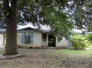 510 Oak Dr, Converse, TX 78109