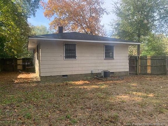 3rd image of 2204 Greensboro St