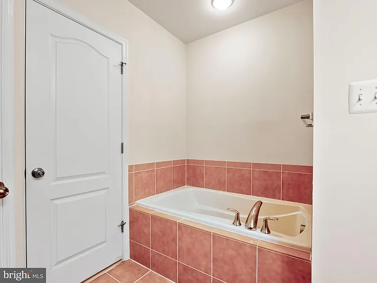 304 Orchard Ridge Dr — Photo 27