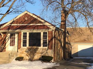 9611 S Maplewood Ave, Evergreen Park, IL