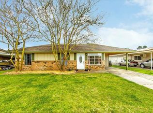 112 Saint Anne Dr, Schriever, LA 70395