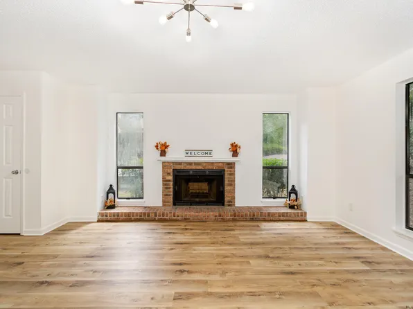 512 New Kent Pl, Cary, NC 27511