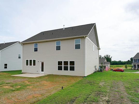 2nd image of 6762 Lennox St #160
