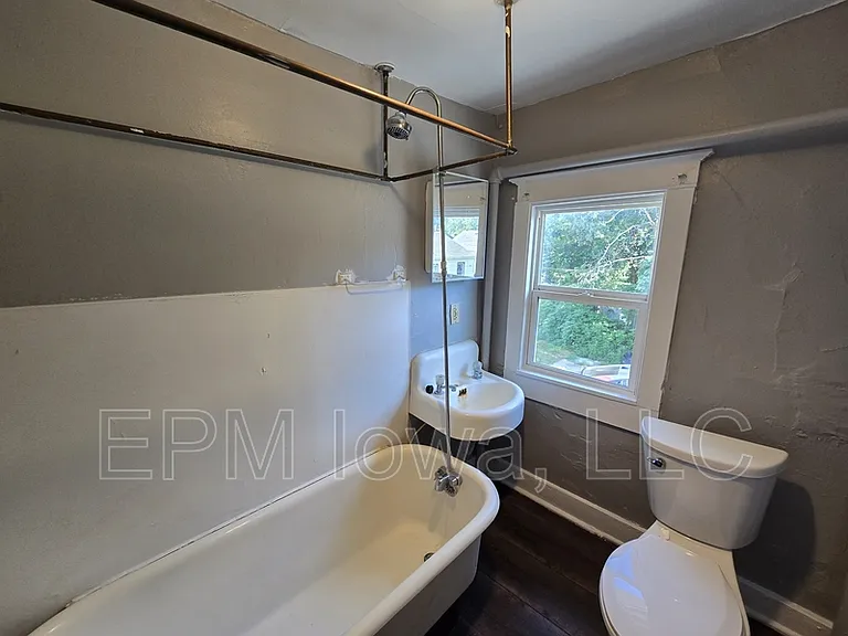 1703 Lafayette St — Photo 20