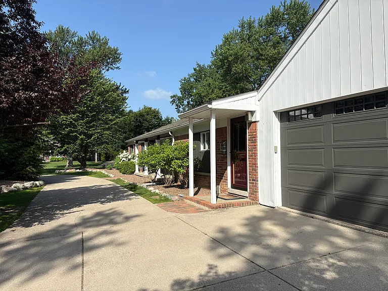 2976 Summervale Ln — Photo 20