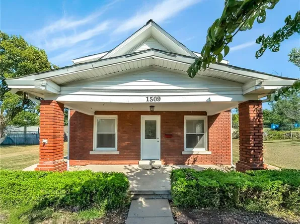 1509 S Maywood Ave, Independence, MO 64052