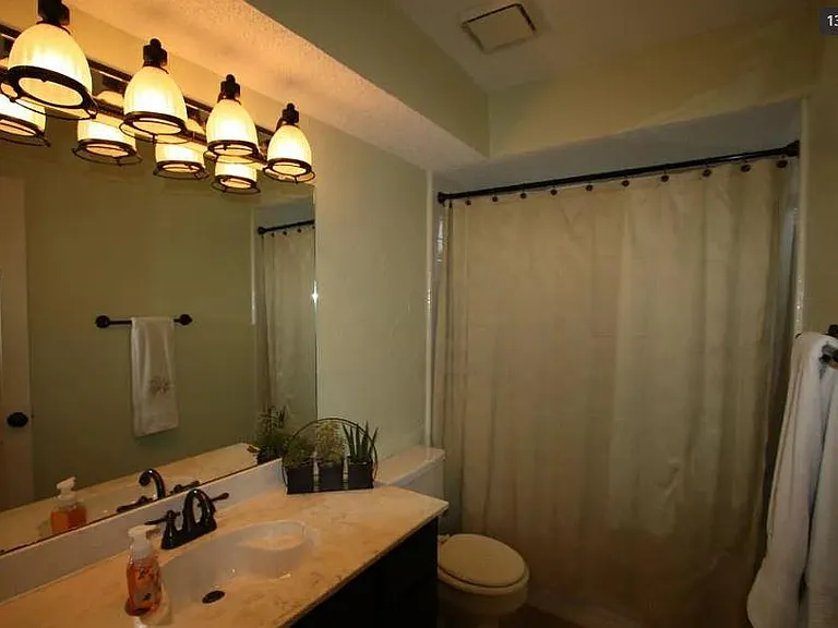 549 Raintree Cir — Photo 12