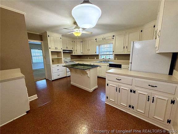 5th image of 112 Elmhurst Dr