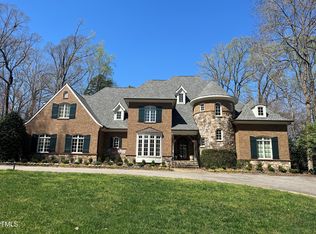 2207 Oxford Rd, Raleigh, NC 27608