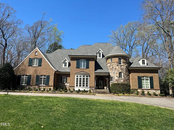 2207 Oxford Rd, Raleigh, NC 27608