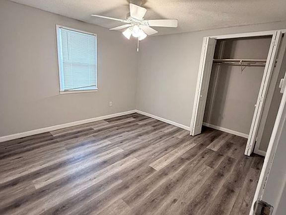 4th image of 6002 N Kent Dr #B