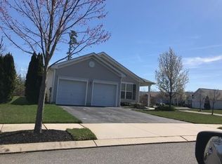 22 Brampton St, Galloway, NJ 08205