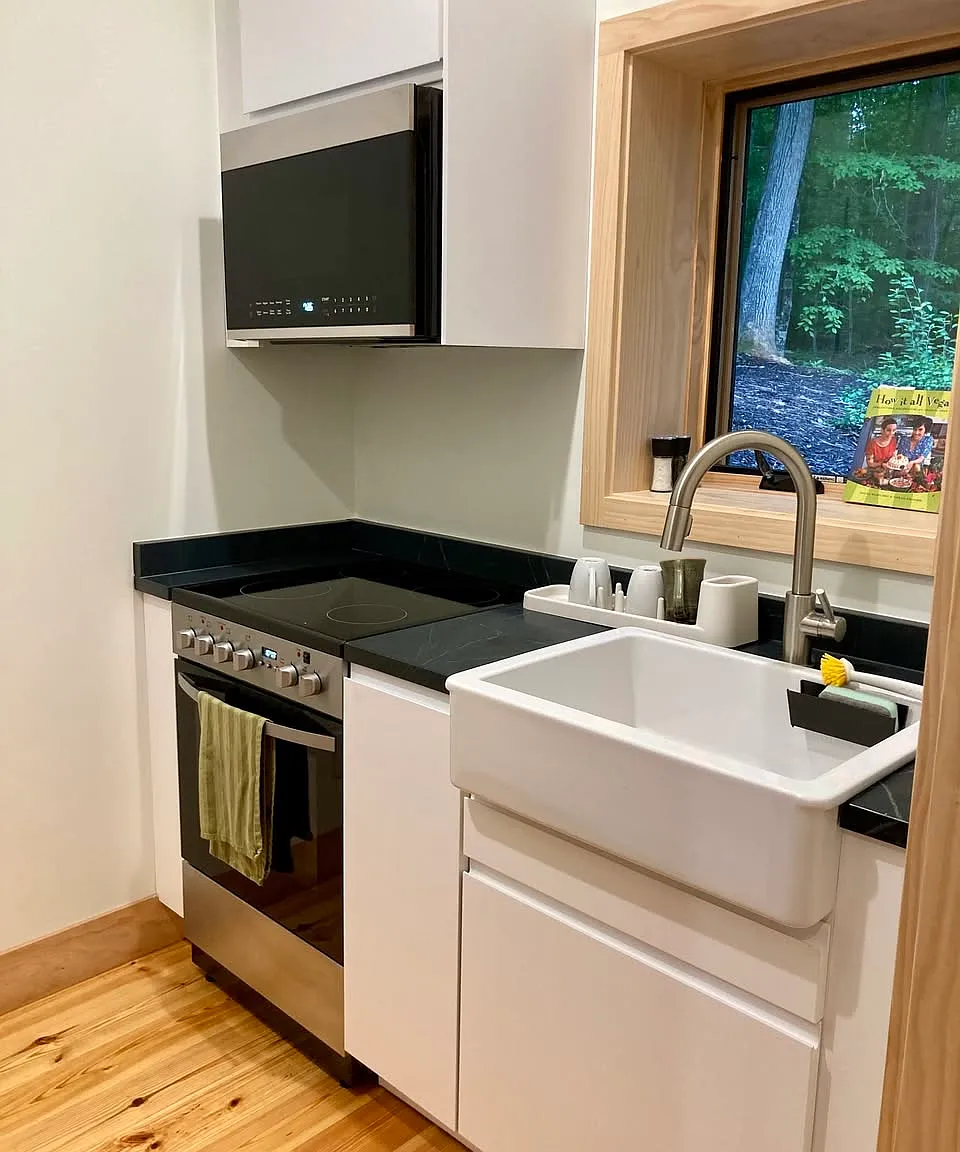 2190 Rogers Farm Trl — Photo 3