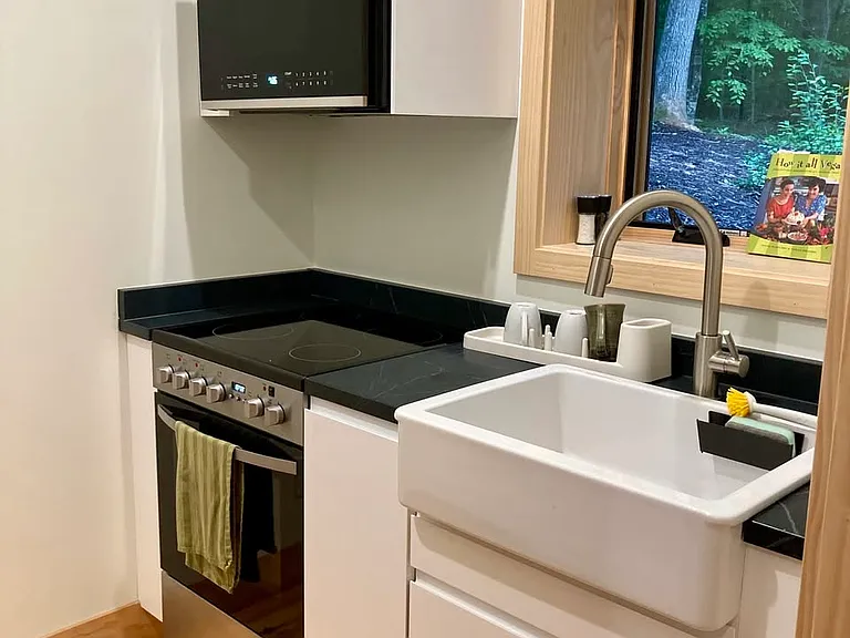 2190 Rogers Farm Trl — Photo 3
